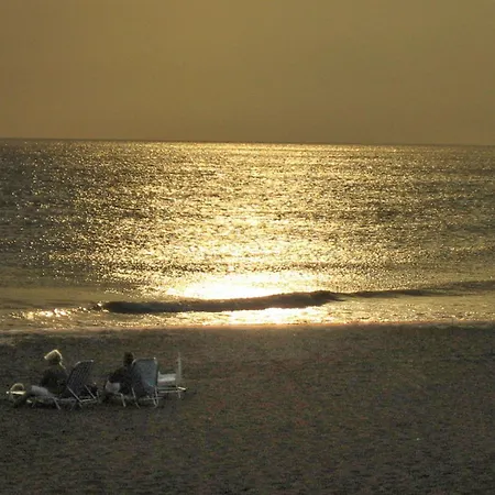 Above No 1 Apartamento Pelekas